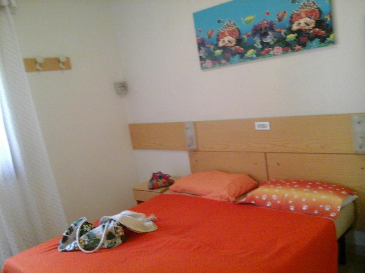 Cape Apartment *